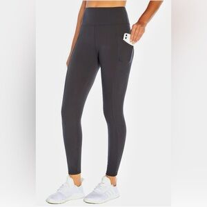 Marika “Cameron” high waisted full-length legging with side pockets size L